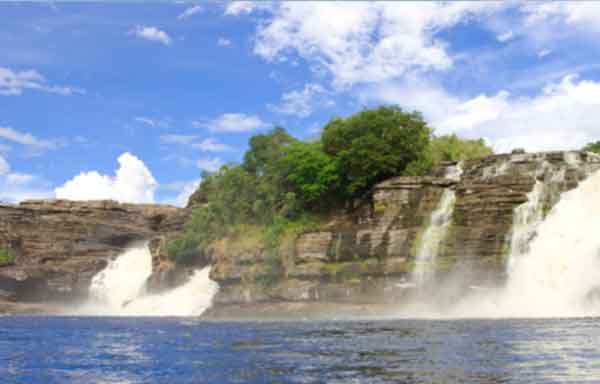 دعای عظیم نجات از همسایه بد سریع التاثیر و قوی 8206380263208637 دعا و ختم مجرب